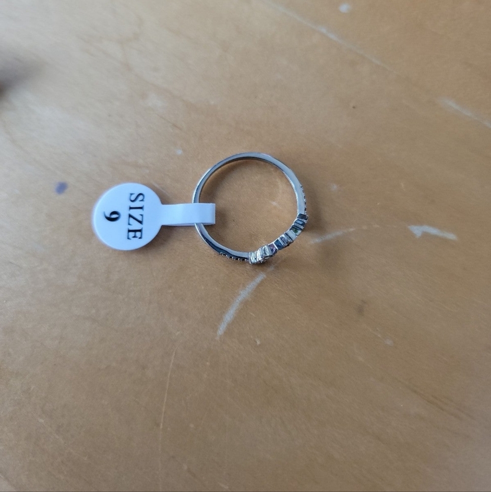 Ring - Picture 2 of 2